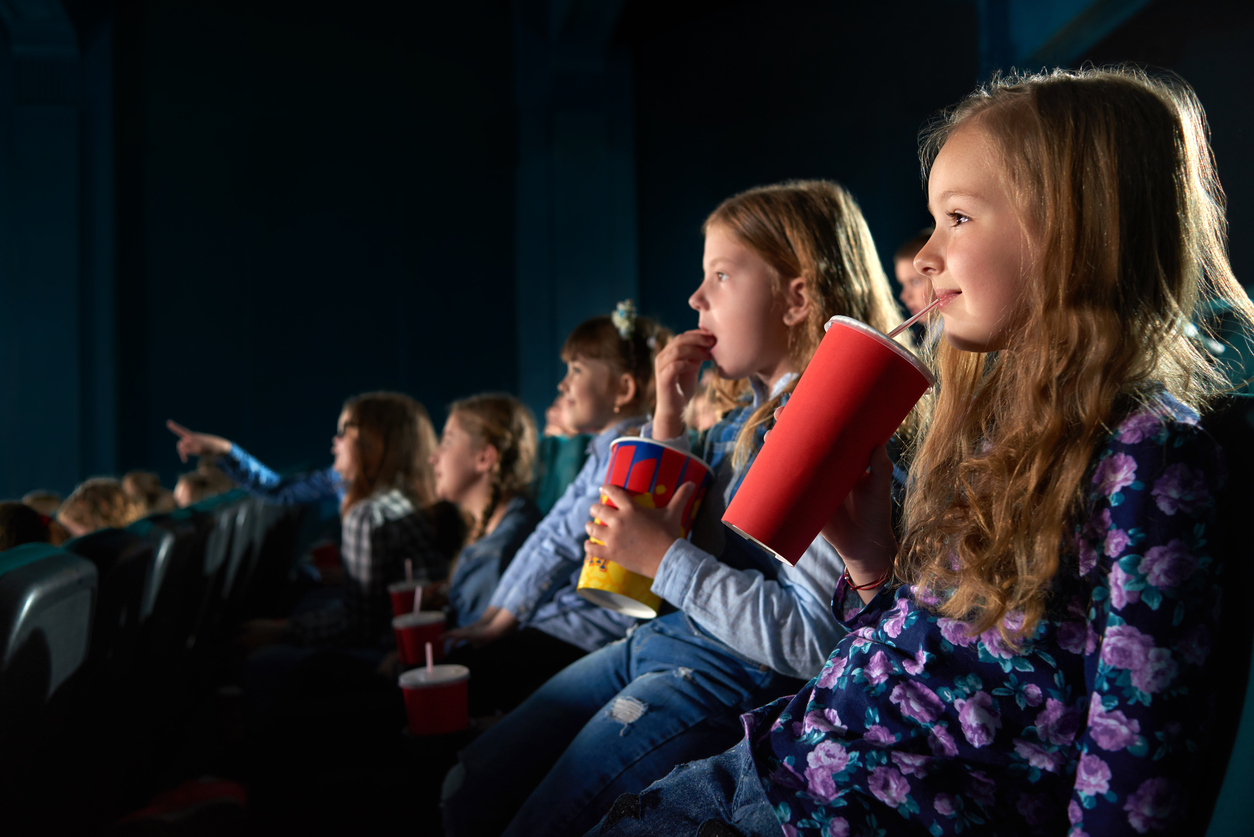 end-of-school-year-movie-party-ultimate-outdoor-movies